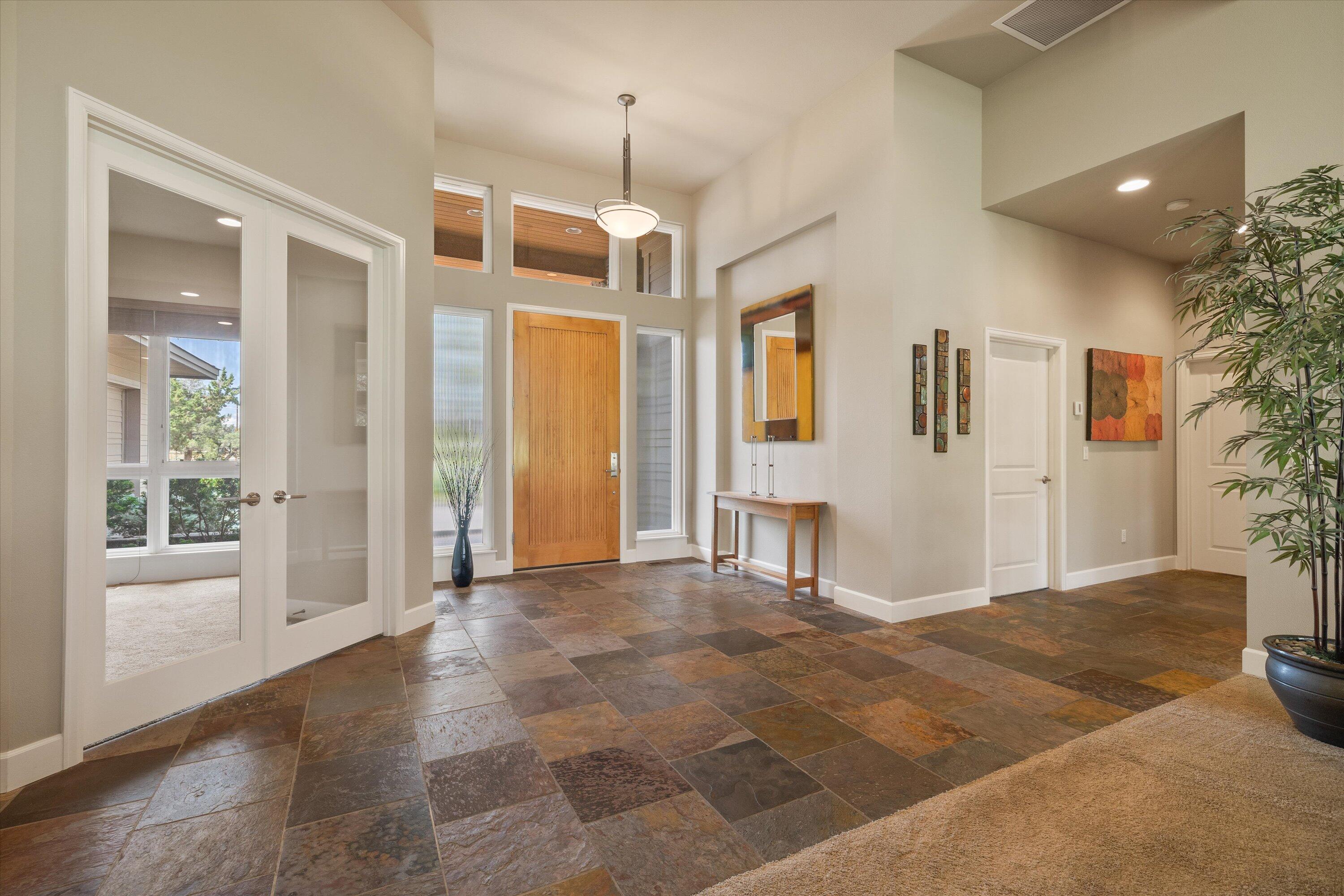 Eagle Crest - Residential