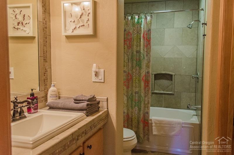 Inn Of The 7th - Residential