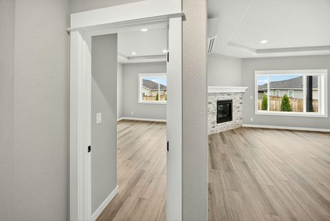 Tiny photo for 3735 Carlin Drive, Medford, OR 97504 (MLS # 220211976)