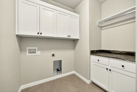 Tiny photo for 3735 Carlin Drive, Medford, OR 97504 (MLS # 220211976)