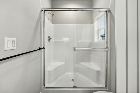 Tiny photo for 3735 Carlin Drive, Medford, OR 97504 (MLS # 220211976)