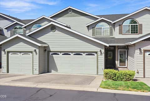 Tiny photo for 3855 Dover Ridge Drive #4, Medford, OR 97504 (MLS # 220226322)