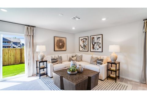 Tiny photo for 51785 Jubilee Pine Dr Dr, La Pine, OR 97739 (MLS # 220215592)