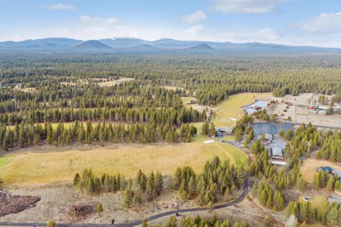 Tiny photo for 51785 Jubilee Pine Dr Dr, La Pine, OR 97739 (MLS # 220215592)