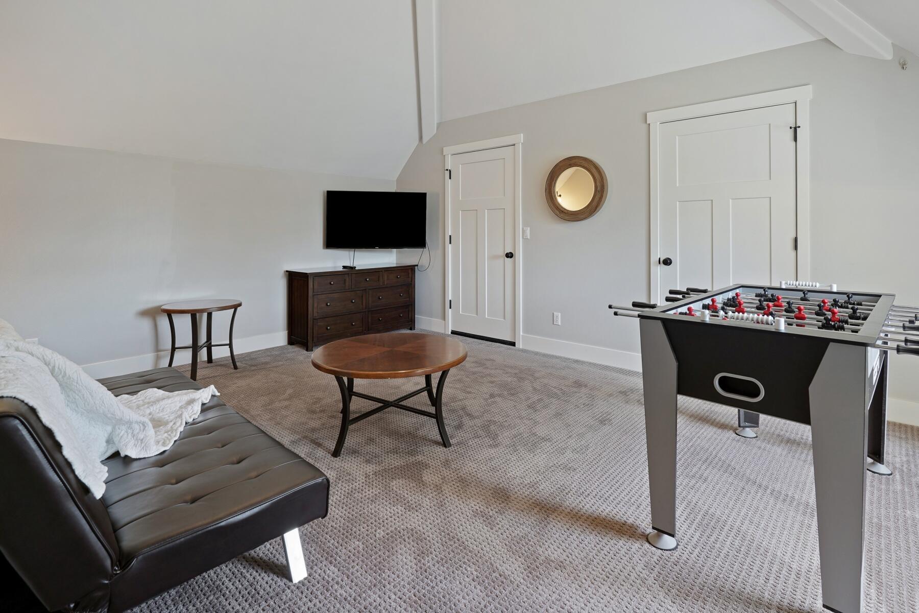 Hollow Pine Estate - Residential