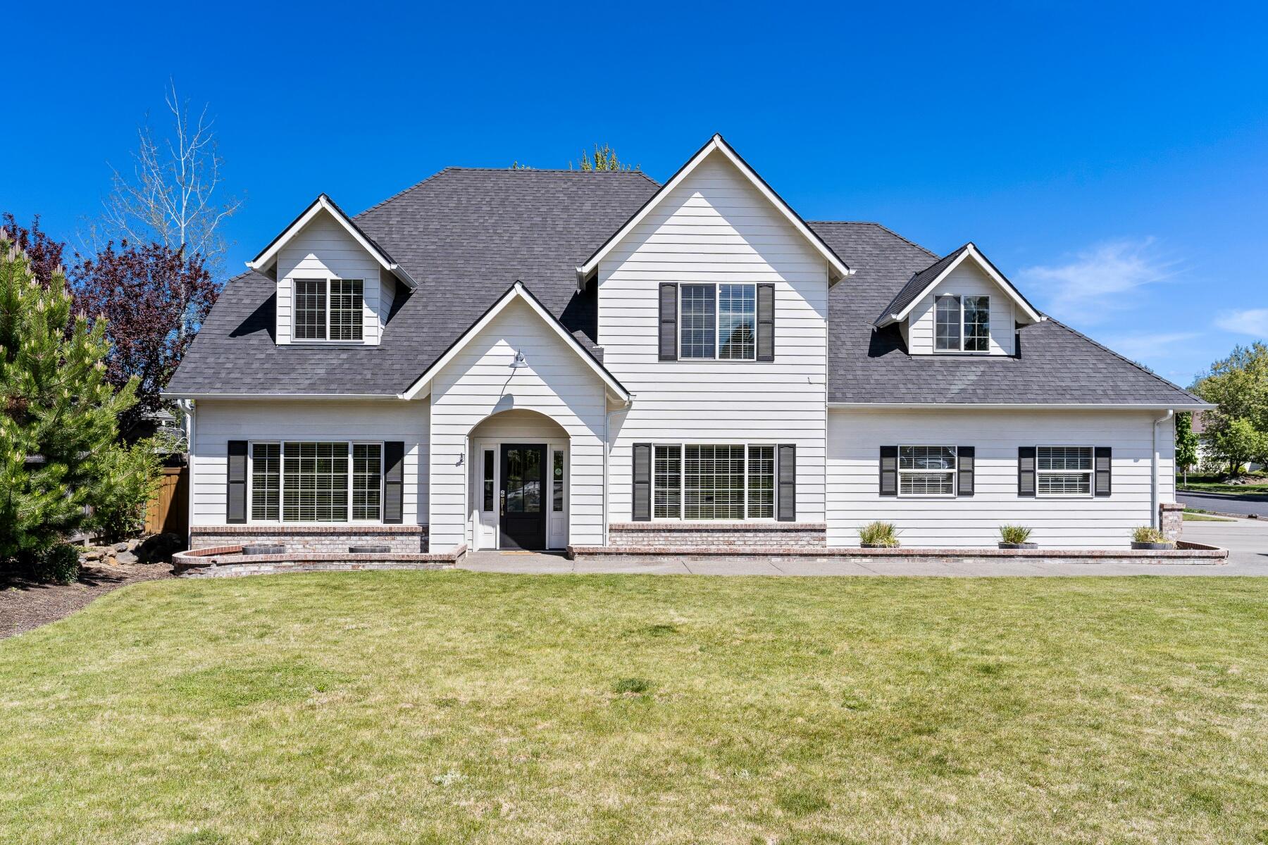 Hollow Pine Estate - Residential