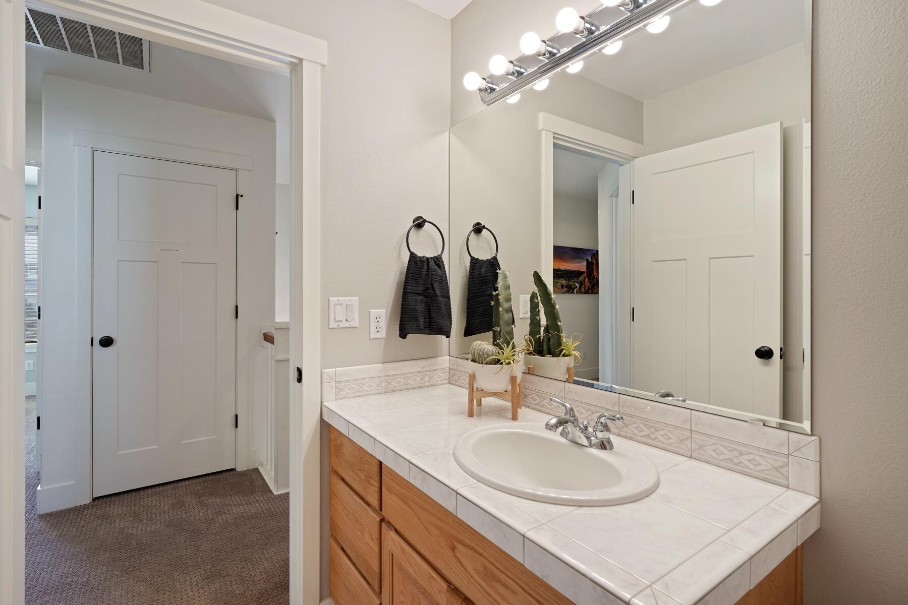 Hollow Pine Estate - Residential