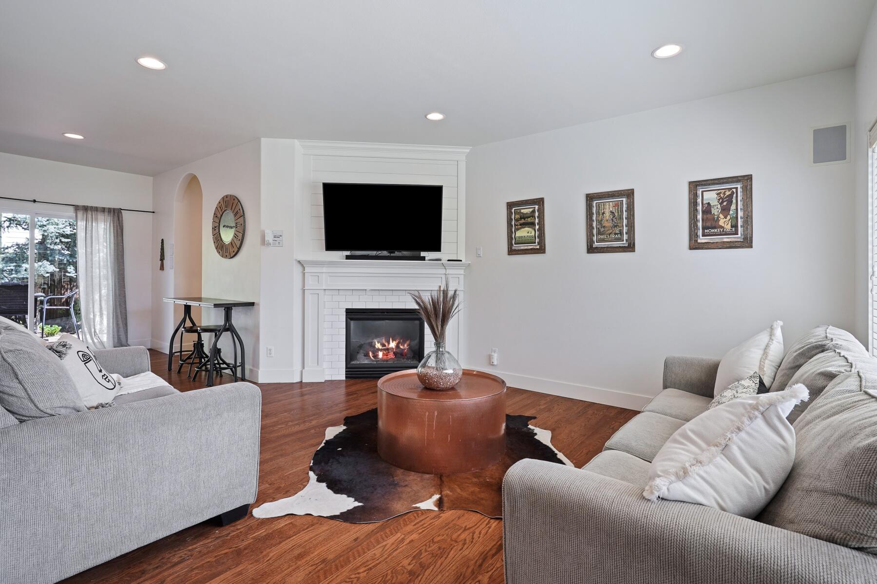 Hollow Pine Estate - Residential