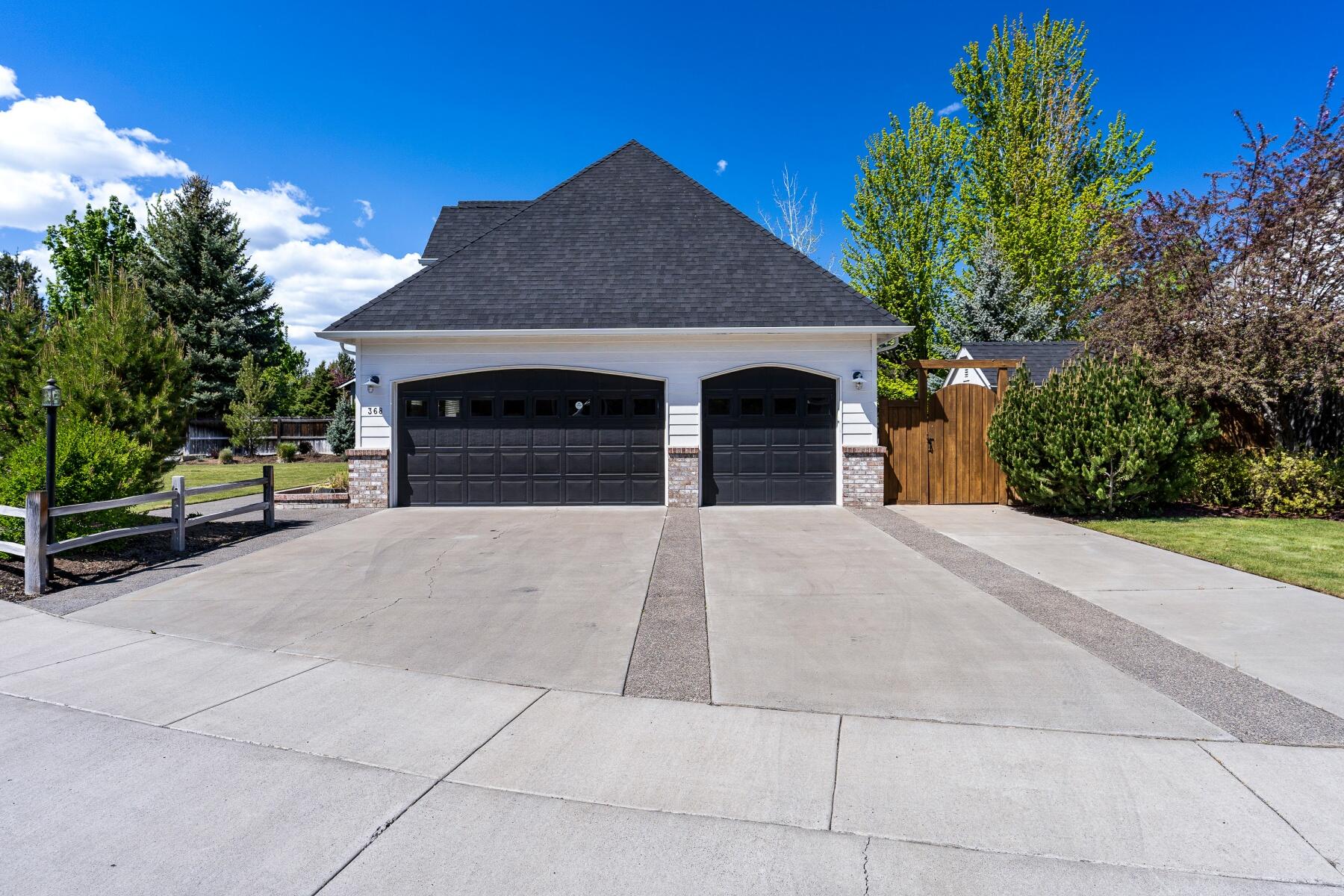 Hollow Pine Estate - Residential