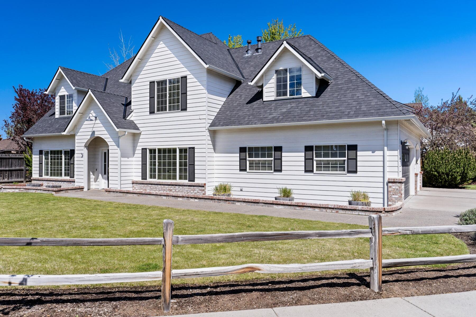 Hollow Pine Estate - Residential