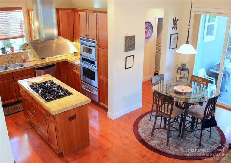 Broken Top - Residential