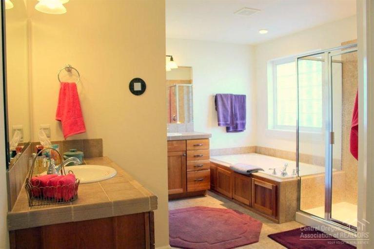 Broken Top - Residential