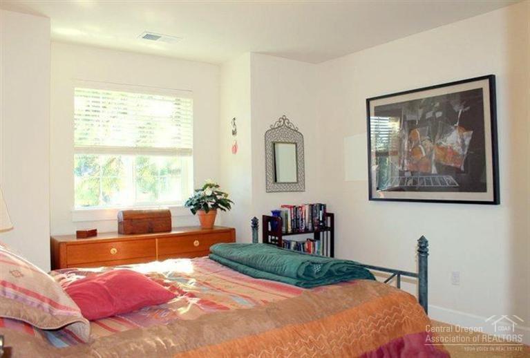 Broken Top - Residential