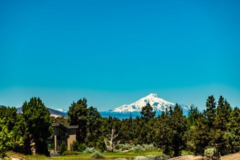 65807 Sanctuary Drive 276 Bend OR 97701