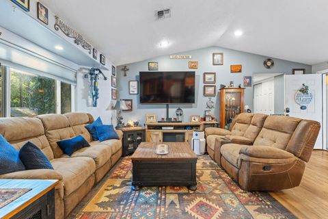 Tiny photo for 1492 Crooks Creek Road, Selma, OR 97538 (MLS # 220213983)