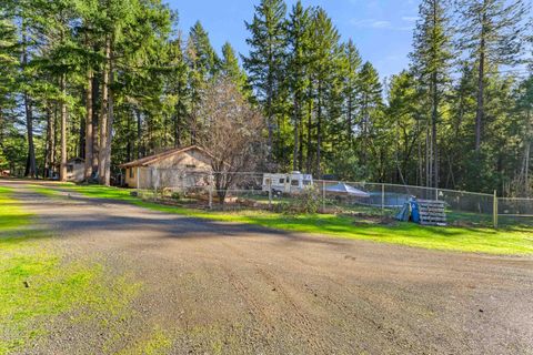 Tiny photo for 1492 Crooks Creek Road, Selma, OR 97538 (MLS # 220213983)
