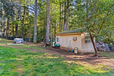 Tiny photo for 1492 Crooks Creek Road, Selma, OR 97538 (MLS # 220213983)
