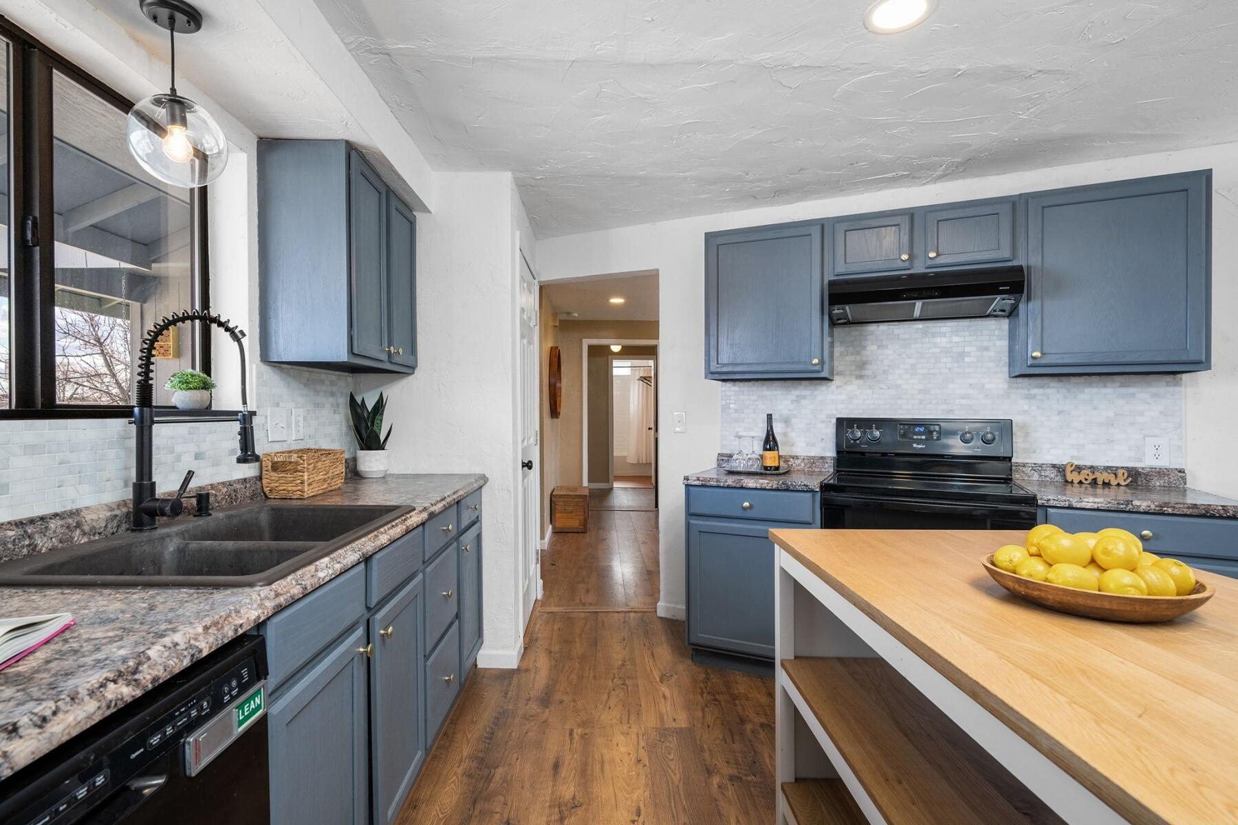 623 SW 23rd Street