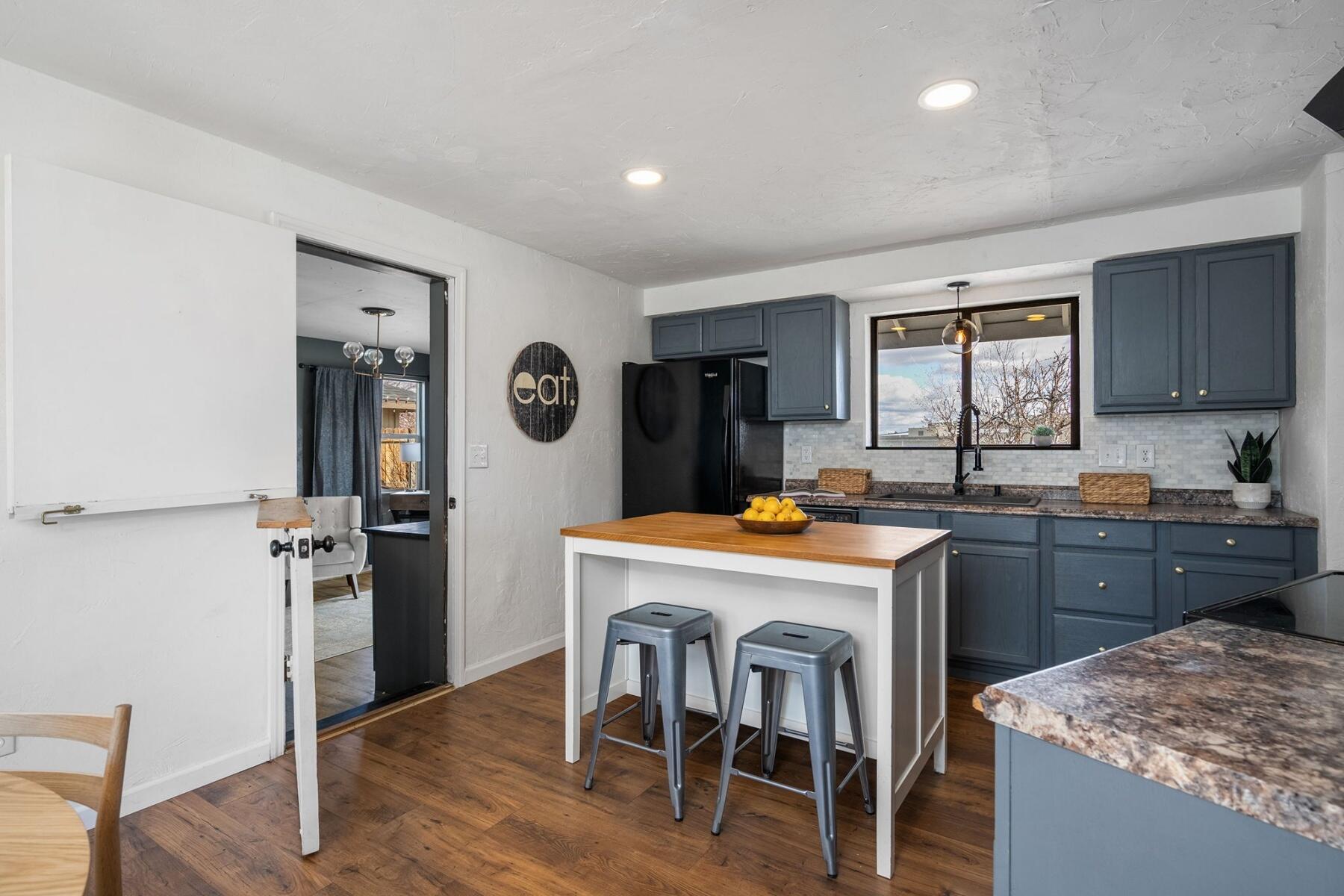 623 SW 23rd Street