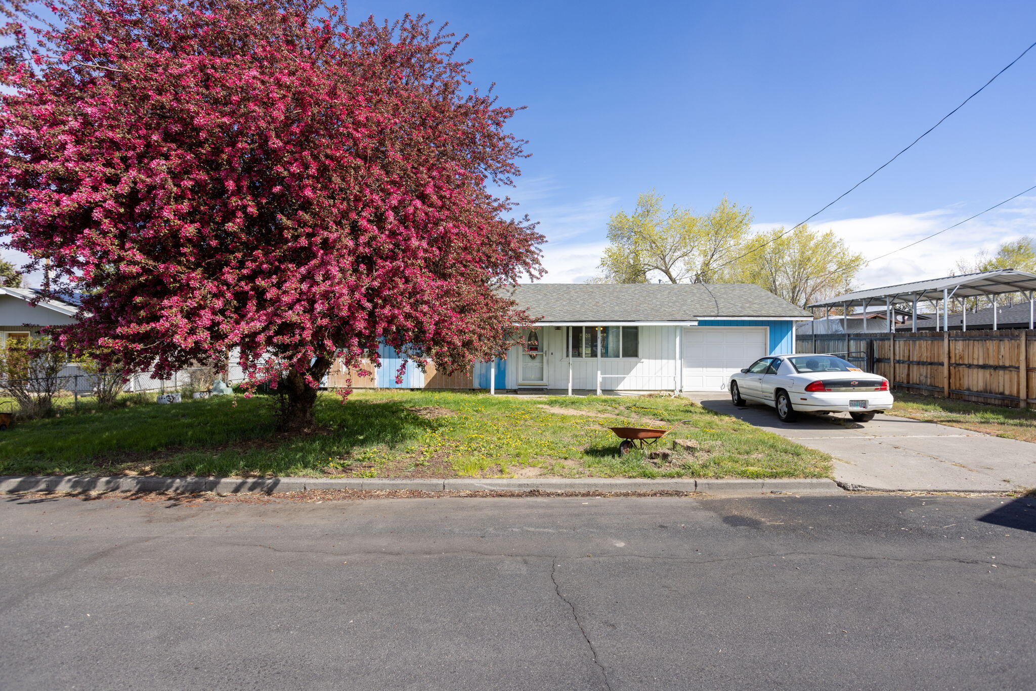 South Moreland Acres - Residential