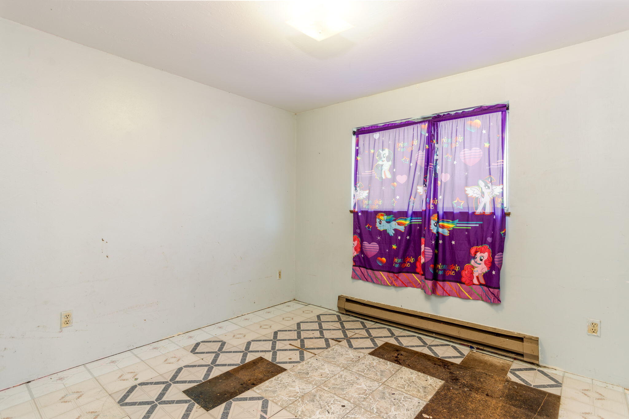 South Moreland Acres - Residential