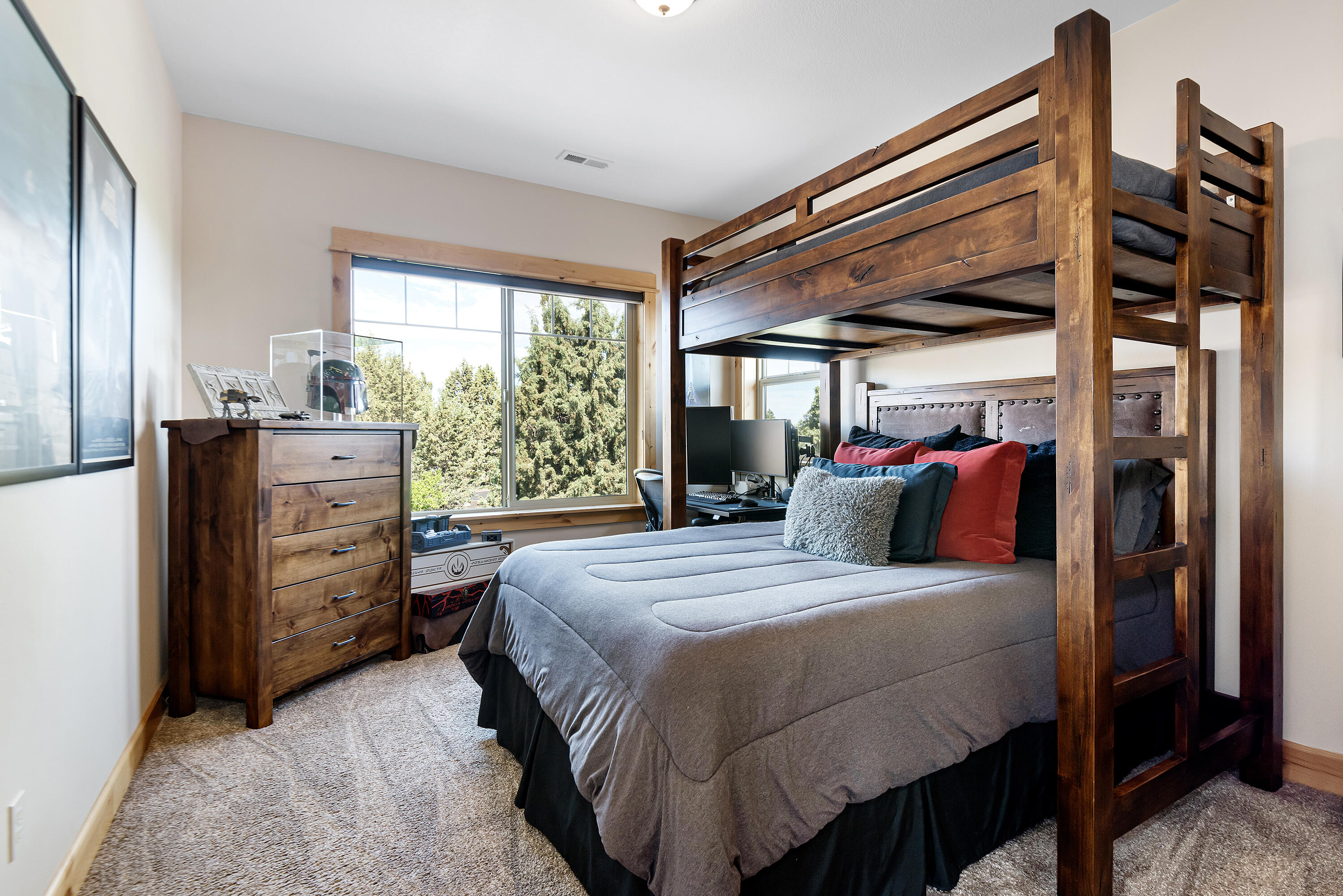 Ridge At Eagle Crest - Residential