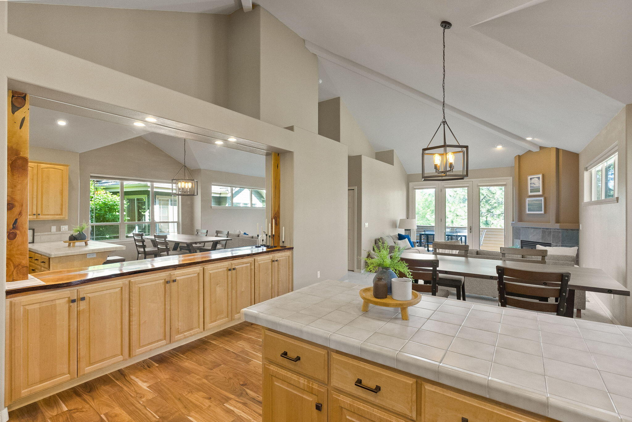 Broken Top - Residential