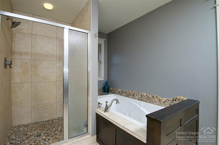 Mountain Ridge Est. - Residential