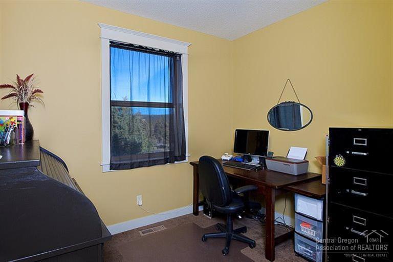 Mountain Ridge Est. - Residential