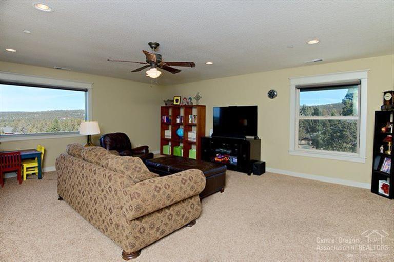 Mountain Ridge Est. - Residential