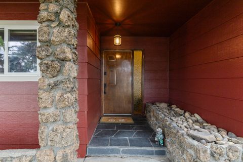 Tiny photo for 4816 Sumac Avenue, Klamath Falls, OR 97603 (MLS # 220216912)