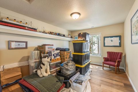 Tiny photo for 51874 Trapper George Lane, La Pine, OR 97739 (MLS # 220221872)