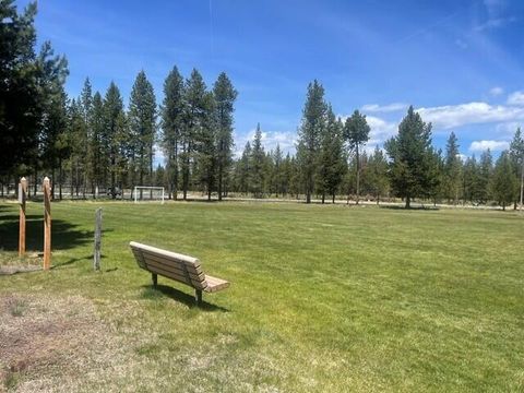 Tiny photo for 51874 Trapper George Lane, La Pine, OR 97739 (MLS # 220221872)