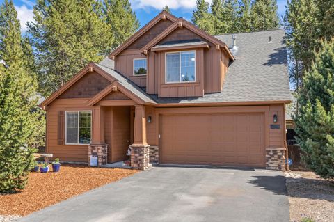 Photo of 51874 Trapper George Lane, La Pine, OR 97739 (MLS # 220221872)