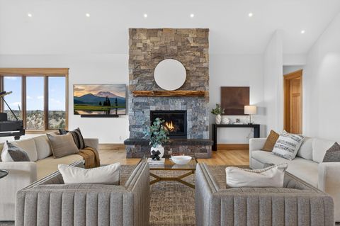 Tiny photo for 20440 Swalley Road, Bend, OR 97703 (MLS # 220215742)