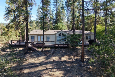 Photo of 2579 Old Ferry Road, Shady Cove, OR 97539 (MLS # 220227217)