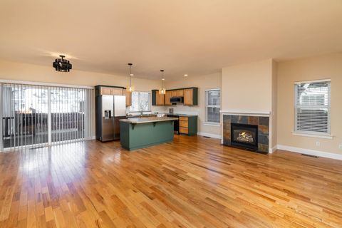 Tiny photo for 20634 Hummingbird Lane, Bend, OR 97702 (MLS # 220215221)