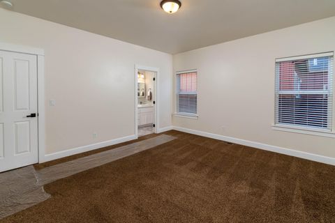 Tiny photo for 20634 Hummingbird Lane, Bend, OR 97702 (MLS # 220215221)