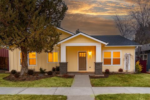 Tiny photo for 20634 Hummingbird Lane, Bend, OR 97702 (MLS # 220215221)