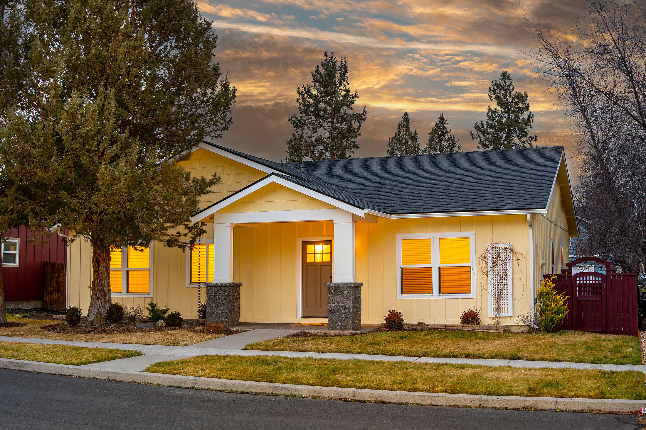 20634 Hummingbird Lane