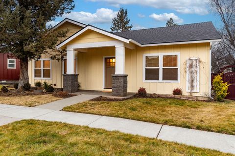 Tiny photo for 20634 Hummingbird Lane, Bend, OR 97702 (MLS # 220215221)
