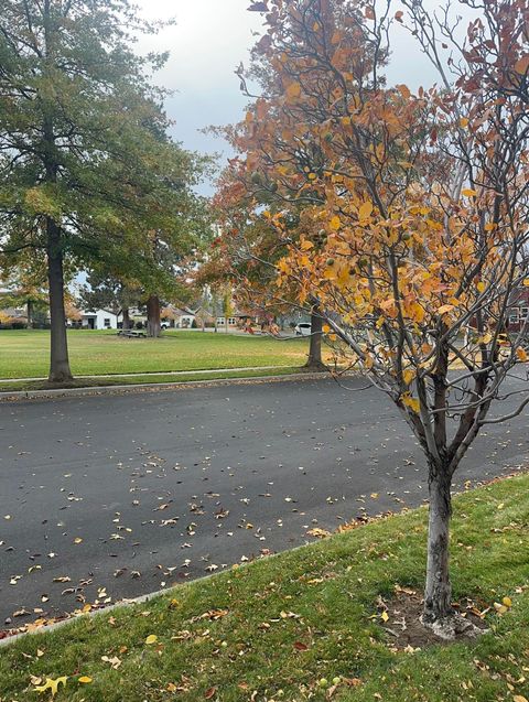 Tiny photo for 20634 Hummingbird Lane, Bend, OR 97702 (MLS # 220215221)