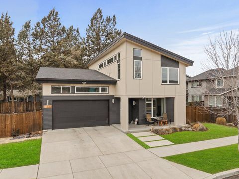 61547 SE Lincoln Lane Bend OR 97702