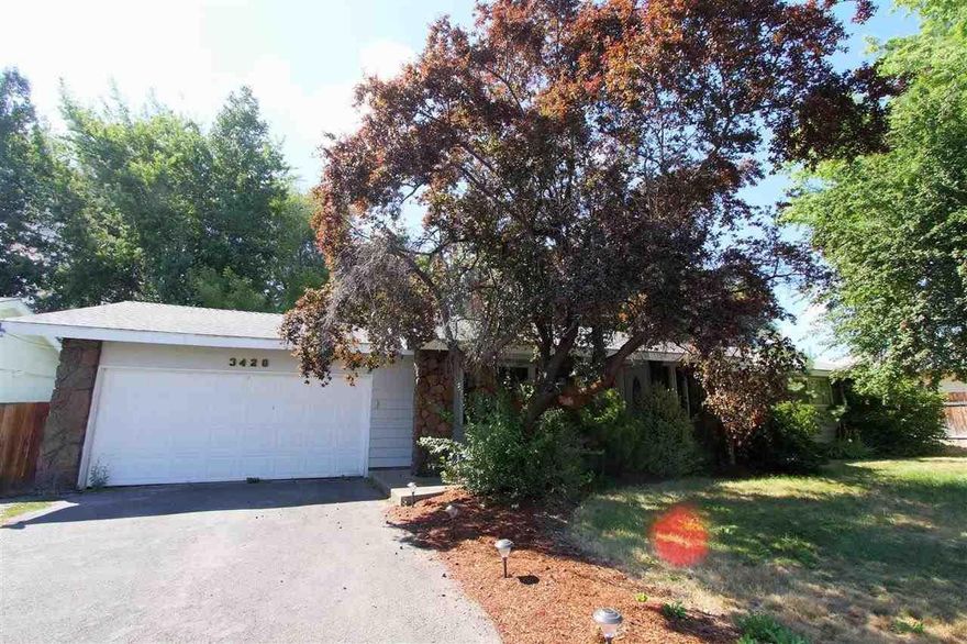 Traditional Sunset Village Rancher Specially Upgraded. Lovely Tile And Granite Accents This 3 Bedroom 2 Bath Home Which Is Ready For New Owner. Air Conditioned. Fireplace. Fenced Backyard With Covered Dog Kennel. Hot Tub Works, But Is Being Sold as Is. Yard's Spring Clean Up Has Just Begun. This Could Be The One You've Been Waiting To Buy.