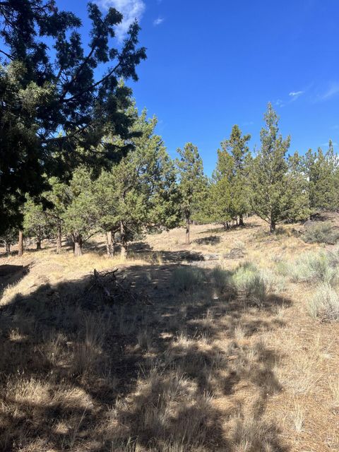 2618 NW Fawn Run Lane Bend OR 97703