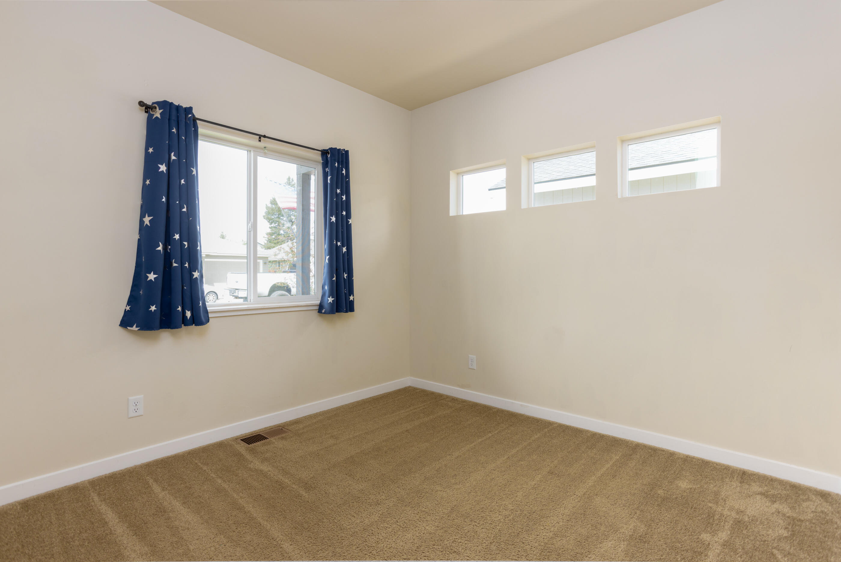 Huntington Meadows - Residential