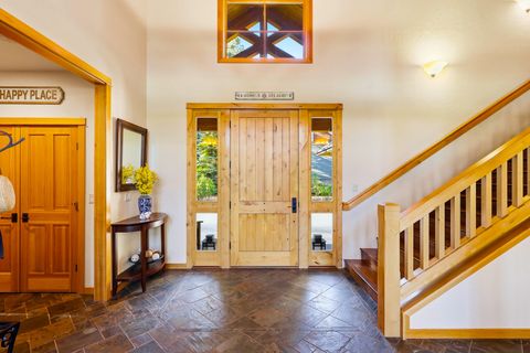 Tiny photo for 18829 Peony Place, Bend, OR 97702 (MLS # 220221330)