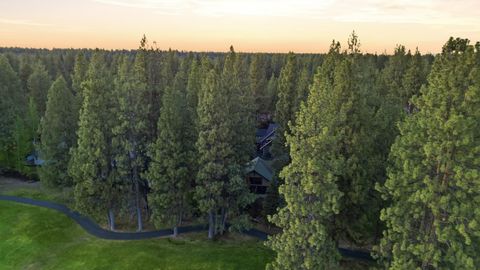 Tiny photo for 18829 Peony Place, Bend, OR 97702 (MLS # 220221330)