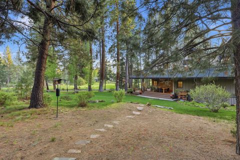 Tiny photo for 18829 Peony Place, Bend, OR 97702 (MLS # 220221330)