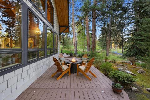 Tiny photo for 18829 Peony Place, Bend, OR 97702 (MLS # 220221330)